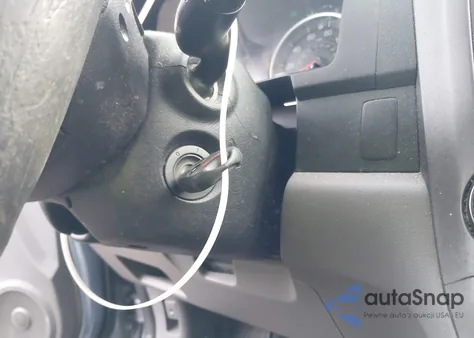 2010 Honda Cr-V Lx z USA, uszkodzony, nr VIN 5J6RE4H39AL088944